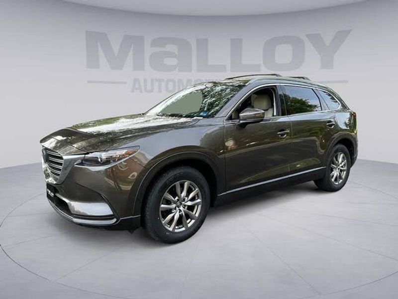 2019 Mazda CX-9 — a typically priced live listing