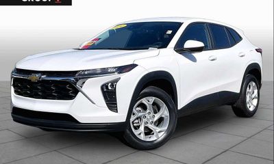 2024 Chevrolet Trax LS