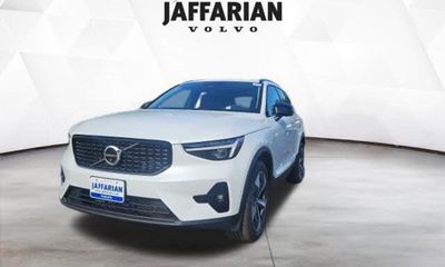 2026 Volvo XC40 Plus Dark