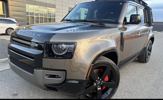 2024 Land Rover Defender 110 SE