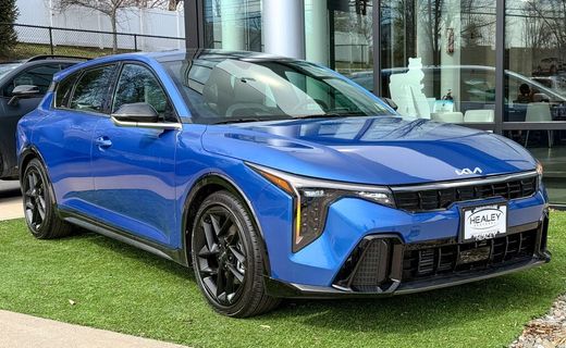 2026 Kia K4