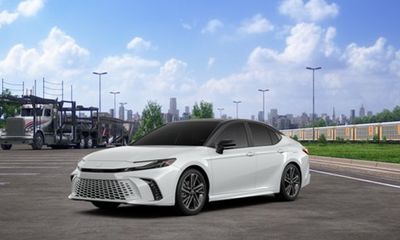 2026 Toyota Camry SE
