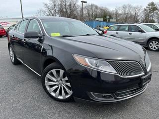 2016 Lincoln MKS Base