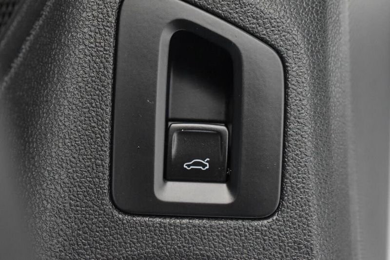 2020 Volkswagen Arteon — a typically priced live listing