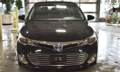 2013 Toyota Avalon Hybrid
