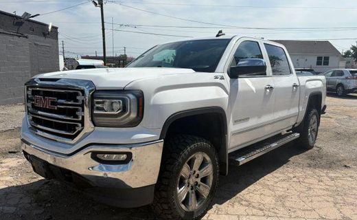 2017 GMC Sierra SLT