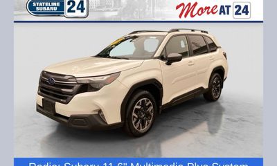 2025 Subaru Forester Premium Base