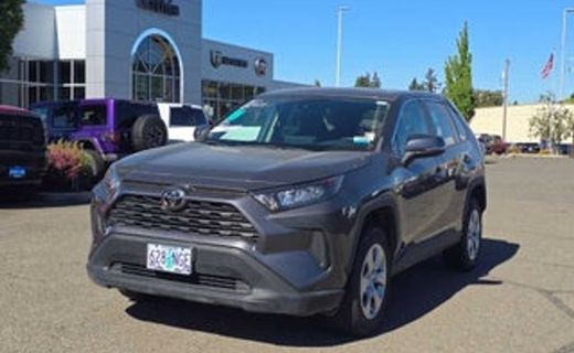 2022 Toyota RAV4 LE