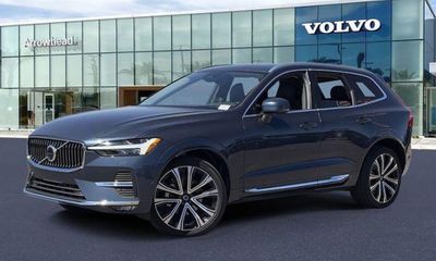 2023 Volvo XC60 Ultimate Bright