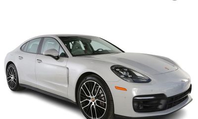 2023 Porsche Panamera 4 Platinum