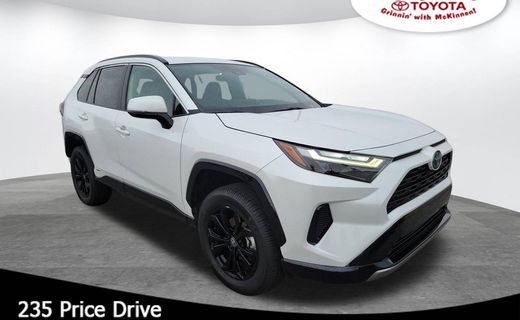 2024 Toyota RAV4 SE