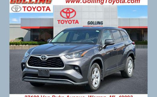 2022 Toyota Highlander LE