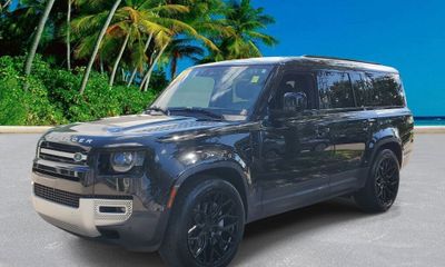 2023 Land Rover Defender 130 SE