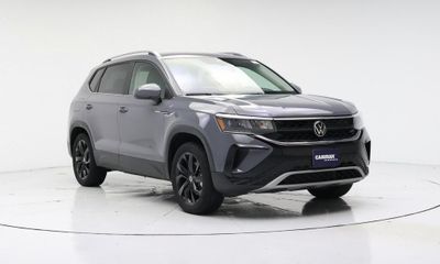 2023 Volkswagen Taos 4Motion SE