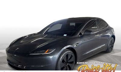 2025 Tesla Model 3 Long Range