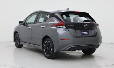 2024 Nissan Leaf SV