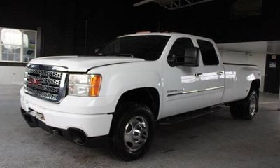 2013 GMC Sierra Denali