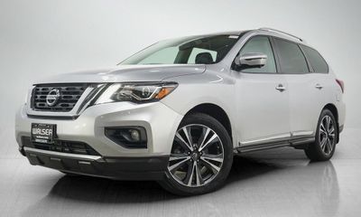 2017 Nissan Pathfinder S