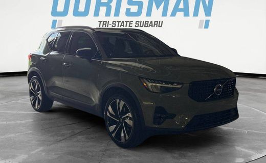 2023 Volvo XC40 Plus Dark