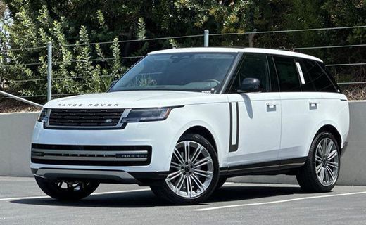 2026 Land Rover Range SE