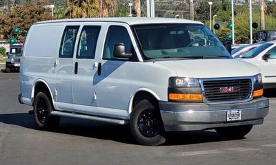 2017 GMC Savana 2500