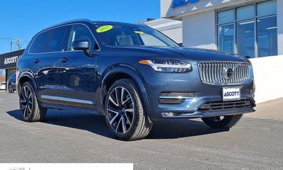 2023 Volvo XC90 Plus Bright