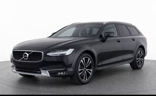 2019 Volvo V90CC Momentum
