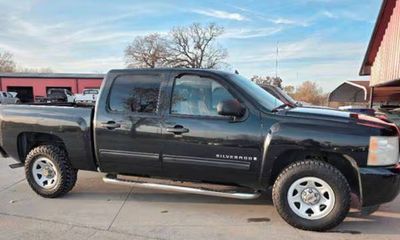 2009 Chevrolet Silverado LS