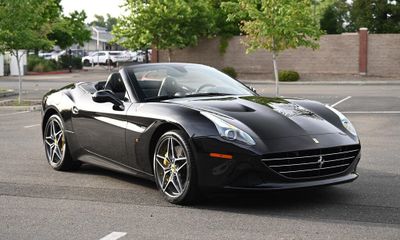2016 Ferrari California T Roadster