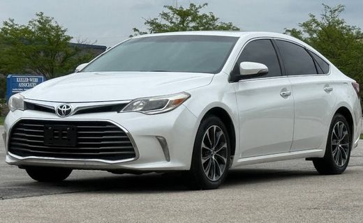 2016 Toyota Avalon XLE Plus