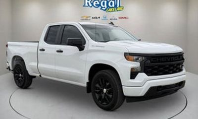 2023 Chevrolet Silverado LT