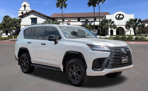 2025 Lexus LX 700H Overtrail