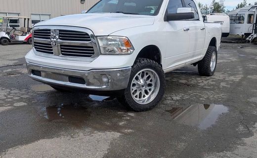 2018 Ram 1500 SLT