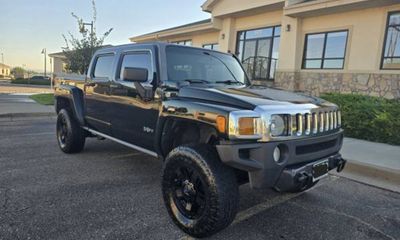 2009 Hummer H3T
