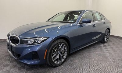 2025 BMW 330i