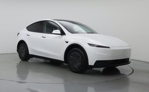 2026 Tesla Model Y Long Range
