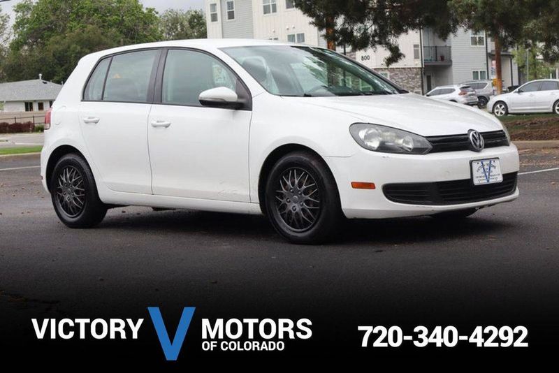 2013 Volkswagen Golf — a typically priced live listing
