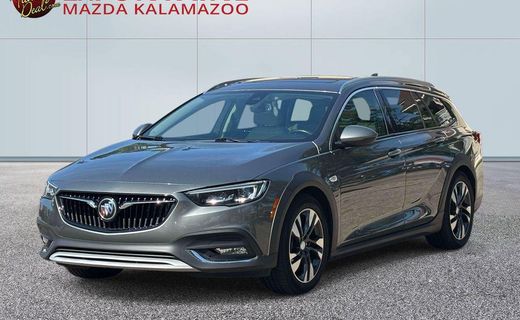2018 Buick Regal Tourx Essence