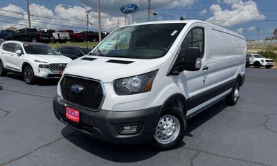2025 Ford Transit LOW Roof