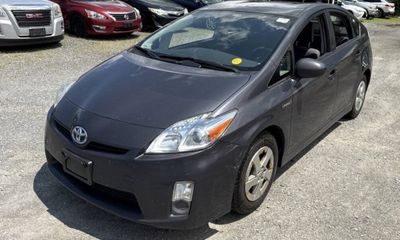 2011 Toyota Prius TWO