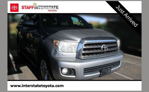 2017 Toyota Sequoia SR5 Grade
