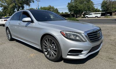 2014 Mercedes-Benz S-Class S550
