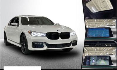 2016 BMW 750i