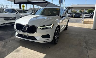 2020 Volvo XC60 Momentum