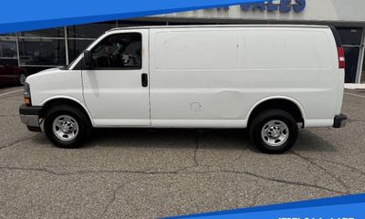 2020 Chevrolet Express 2500