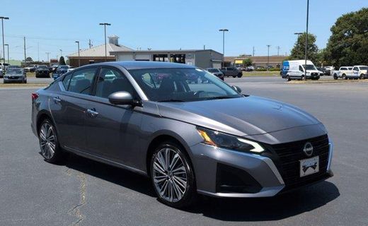 2024 Nissan Altima SL