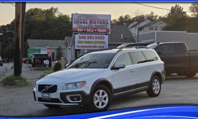 2013 Volvo XC70 32