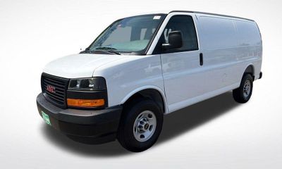 2026 GMC Savana 2500