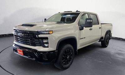 2026 Chevrolet Silverado HD Custom