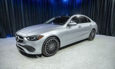 2026 Mercedes-Benz C-Class C300